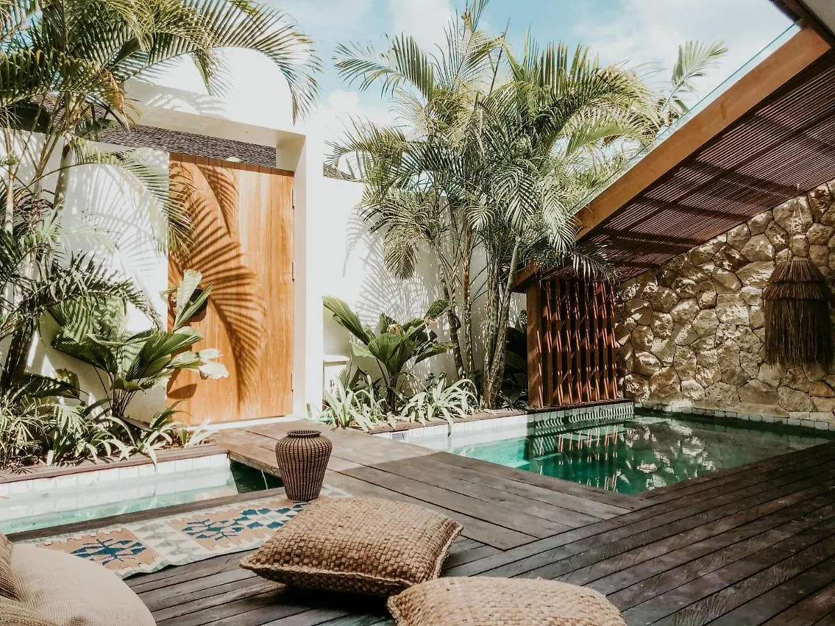 Beyond Bespoke Villas Seminyak 0*,  Endonezya
