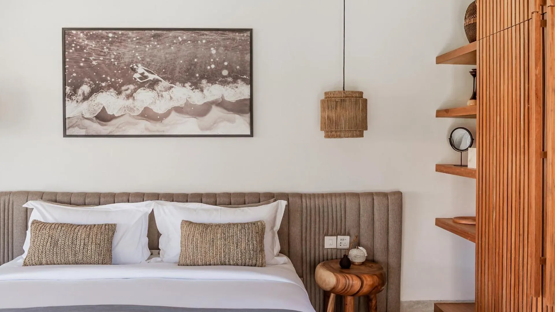 Beyond Bespoke Villas Seminyak Endonezya